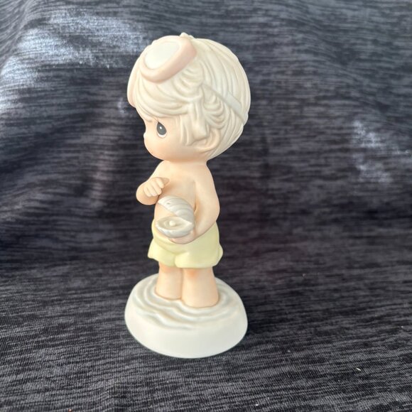 Precious Moments Figurine - No Greater Treasure Than A Friend Like You 521000 - Picture 3 of 10